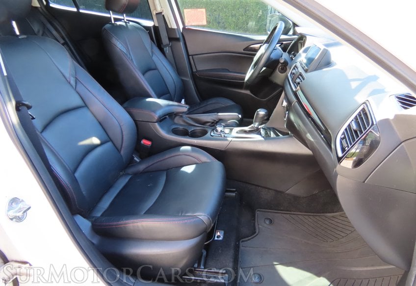 2016 Mazda Mazda3 i Grand Touring - Image 25