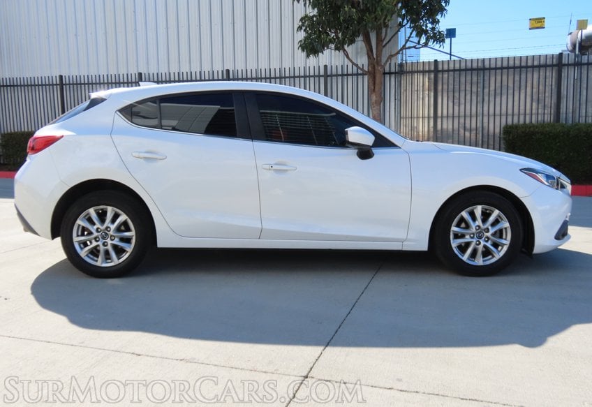 2016 Mazda Mazda3 i Grand Touring - Image 9