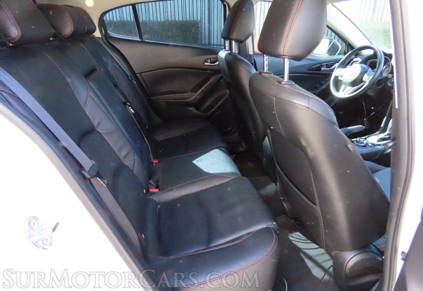 2016 Mazda Mazda3 i Grand Touring - Image 29