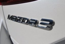 2016 Mazda Mazda3 i Grand Touring - Image 19