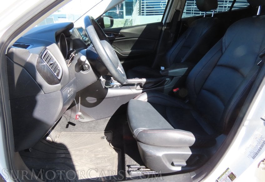 2016 Mazda Mazda3 i Grand Touring - Image 22