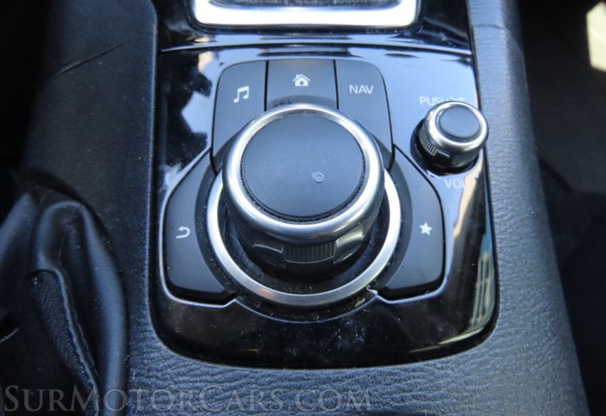 2016 Mazda Mazda3 i Grand Touring - Image 38