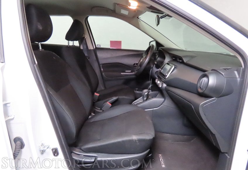 2024 Nissan Kicks S - Image 24