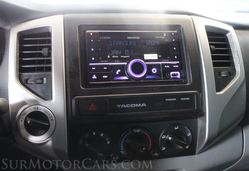 2015 Toyota Tacoma 4WD V6 - Image 36