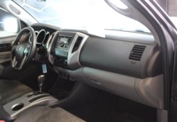 2015 Toyota Tacoma 4WD V6 - Image 45