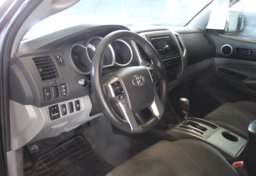 2015 Toyota Tacoma 4WD V6 - Image 41