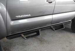 2015 Toyota Tacoma 4WD V6 - Image 18