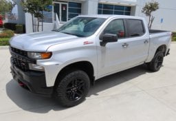 2019 Chevrolet Silverado 1500 Custom Trail Boss - Image 1