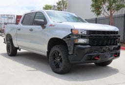 2019 Chevrolet Silverado 1500 Custom Trail Boss - Image 4