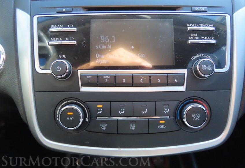 2017 Nissan Altima SR - Image 23