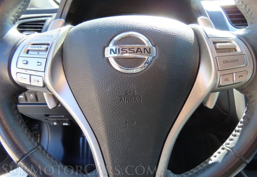 2017 Nissan Altima SR - Image 28