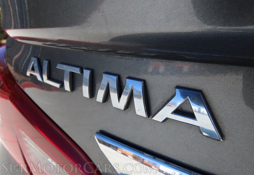 2017 Nissan Altima SR - Image 51