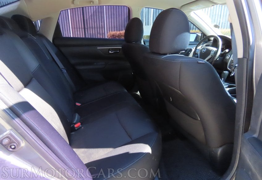 2017 Nissan Altima SR - Image 17