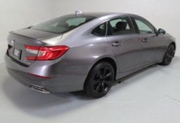 2019 Honda Accord Sport - Image 10