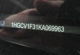 2019 Honda Accord Sport - Image 32