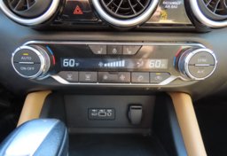 2022 Nissan Sentra SV - Image 21