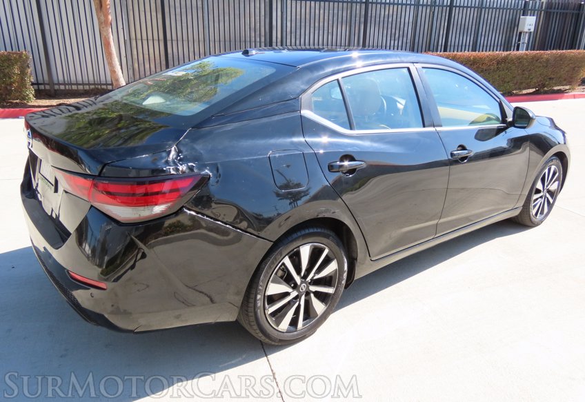 2022 Nissan Sentra SV - Image 7