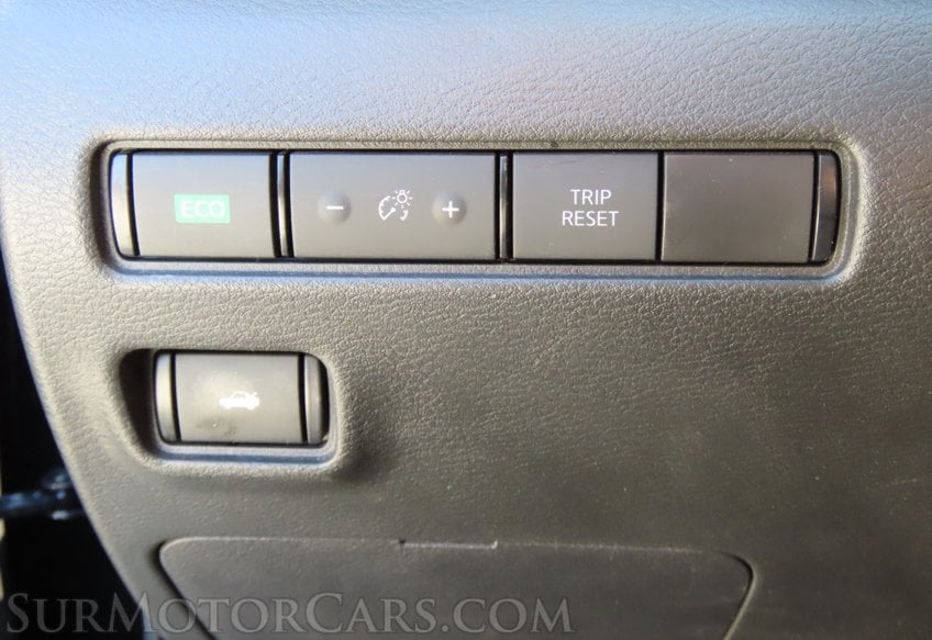 2022 Nissan Sentra SV - Image 29