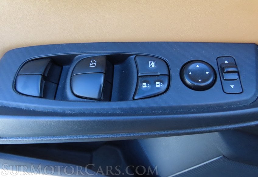 2022 Nissan Sentra SV - Image 30