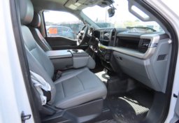 2024 Ford F-450 Super Duty XL - Image 42