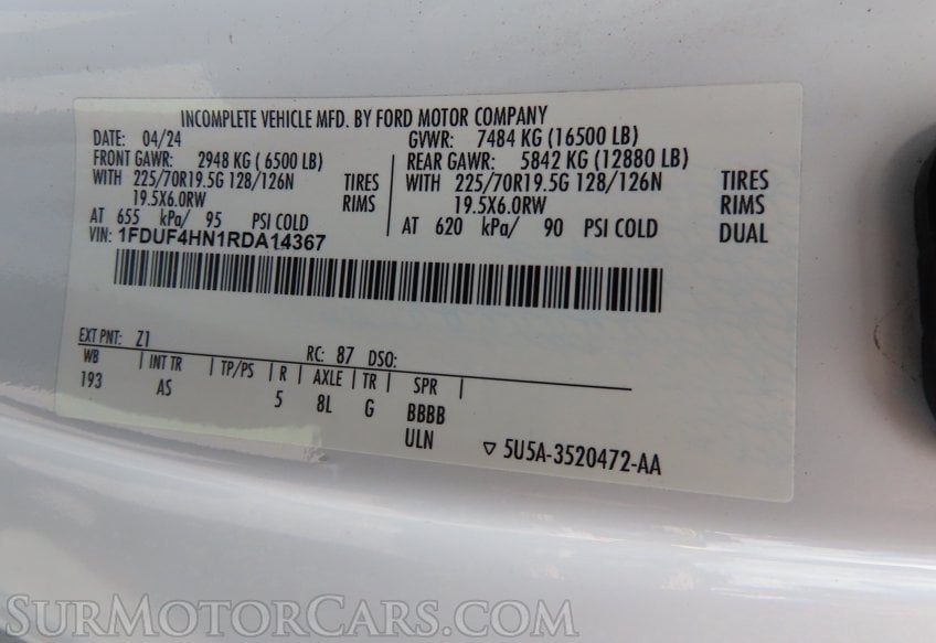 2024 Ford F-450 Super Duty XL - Image 13