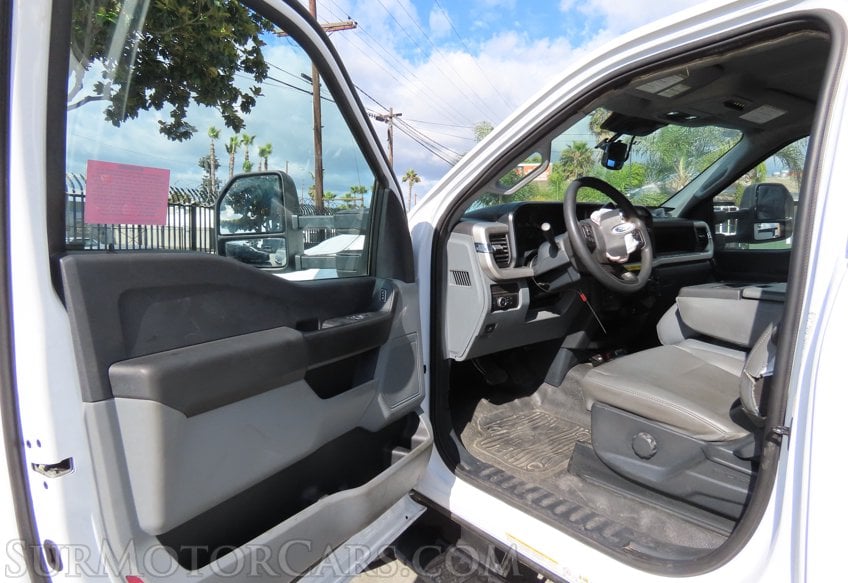 2024 Ford F-450 Super Duty XL - Image 38