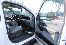 2024 Ford F-450 Super Duty XL - Image 41