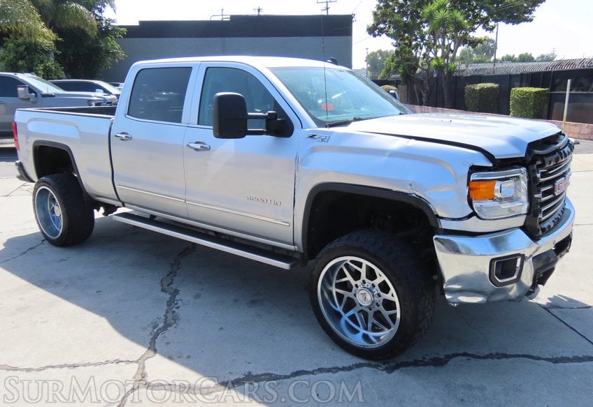 2015 GMC Sierra 2500HD SLT - Image 2