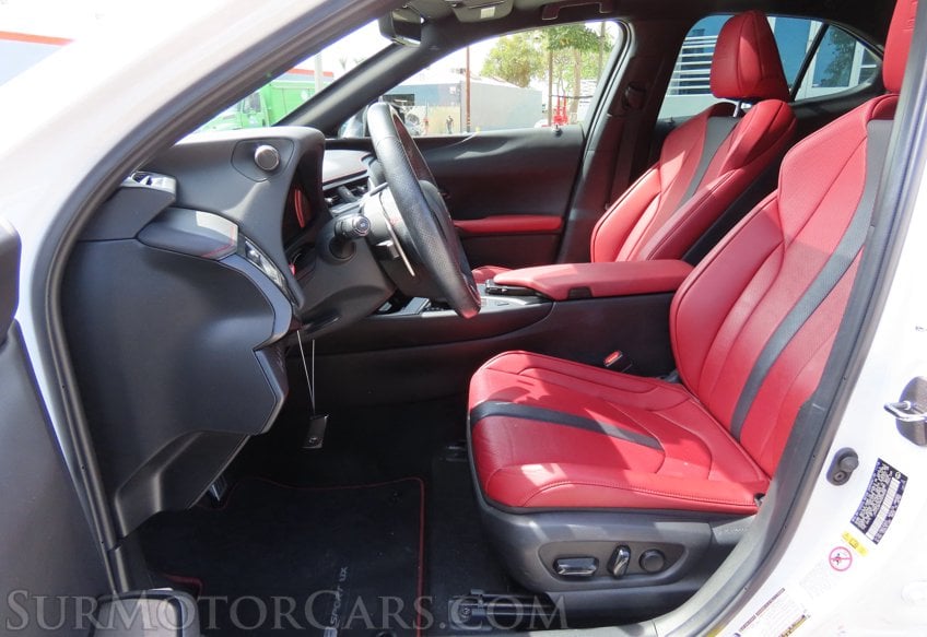 2019 Lexus UX 200 F Sport - Image 28