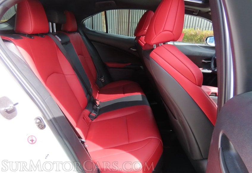 2019 Lexus UX 200 F Sport - Image 27