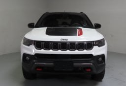 2026 Jeep Compass Trailhawk - Image 12