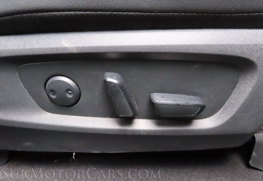 2025 Nissan Pathfinder SL - Image 33