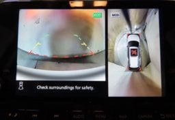 2025 Nissan Pathfinder SL - Image 49