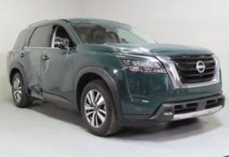 2025 Nissan Pathfinder SL - Image 4