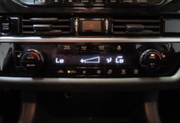 2025 Nissan Pathfinder SL - Image 47