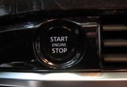 2025 Nissan Pathfinder SL - Image 45