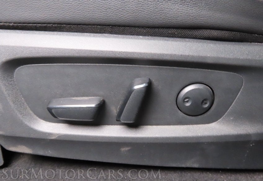 2025 Nissan Pathfinder SL - Image 53