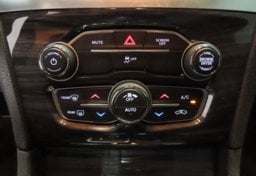 2021 Chrysler 300 Touring - Image 39