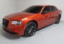 2021 Chrysler 300 Touring - Image 1