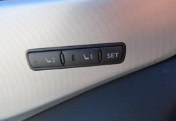 2023 Infiniti Q50 Luxe - Image 50
