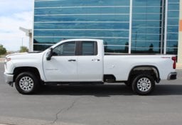 2022 Chevrolet Silverado 2500HD 4x4 - Image 10