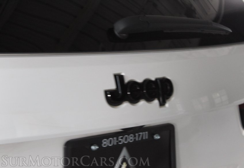 2019 Jeep Grand Cherokee 4x4 - Image 24