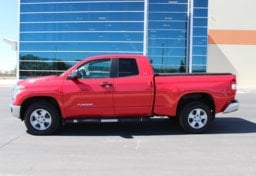 2014 Toyota Tundra - Image 10