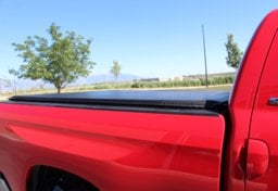 2014 Toyota Tundra - Image 25