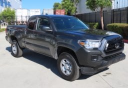 2022 Toyota Tacoma - Image 4