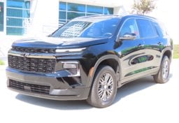 2026 Chevrolet Traverse LT - Image 3