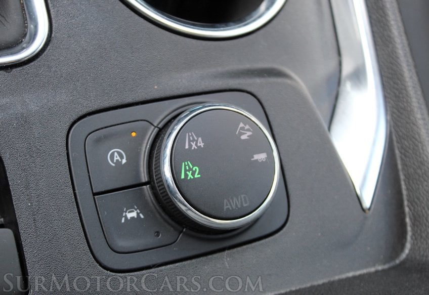 2023 Chevrolet Traverse High Country - Image 24