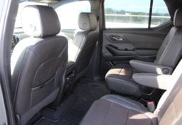 2023 Chevrolet Traverse High Country - Image 40