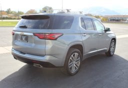 2023 Chevrolet Traverse High Country - Image 5