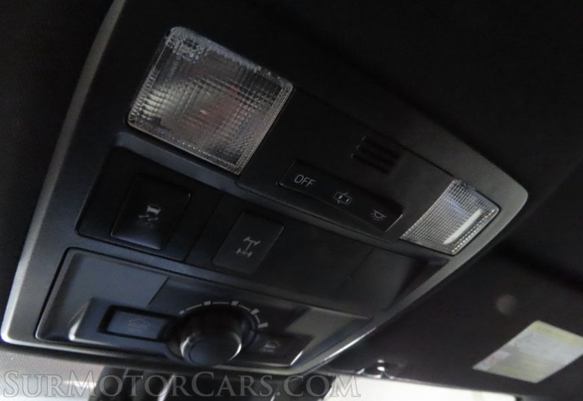 2018 Toyota Tacoma TRD Off-Road - Image 13